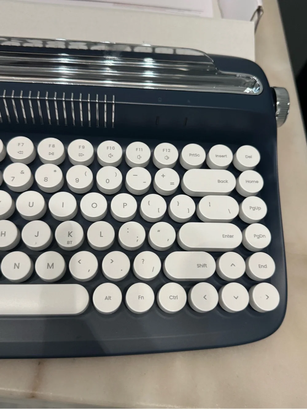 Retro-Style Wireless Keyboard in Navy with White Round Keys